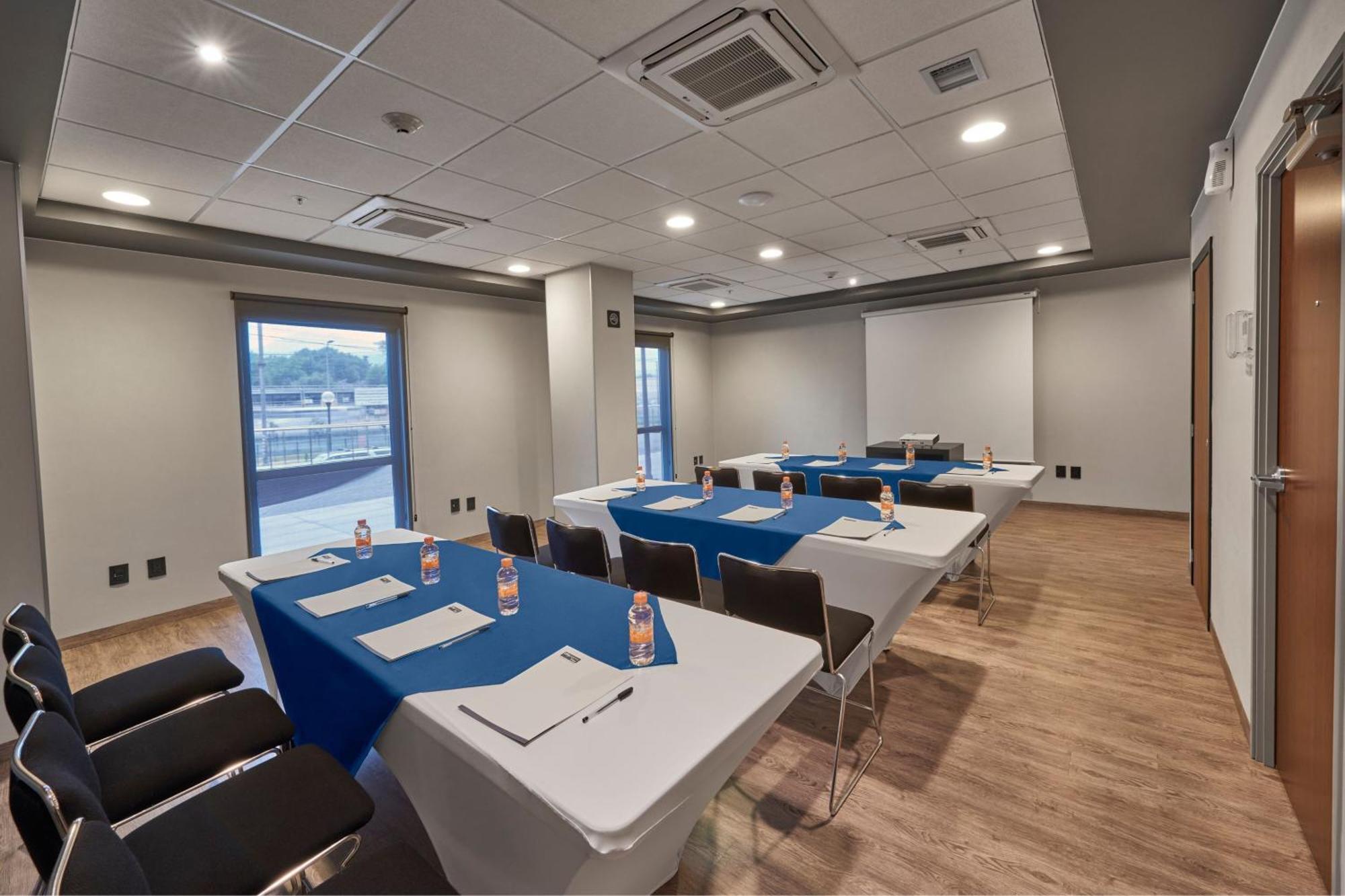 City Express Plus By Marriott Cali Colombia Zewnętrze zdjęcie