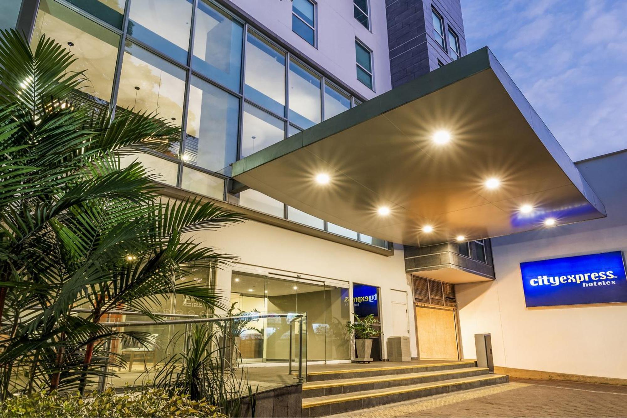 City Express Plus By Marriott Cali Colombia Zewnętrze zdjęcie