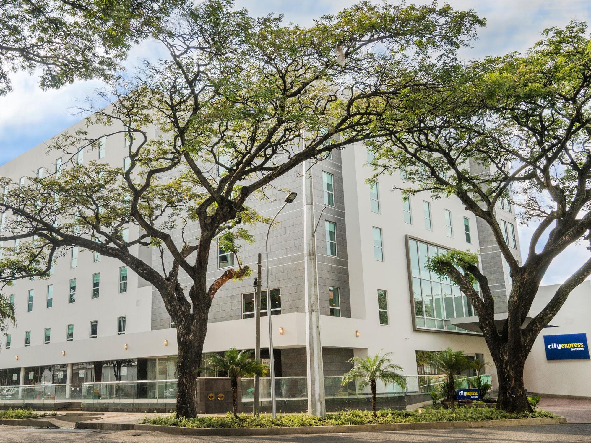 City Express Plus By Marriott Cali Colombia Zewnętrze zdjęcie